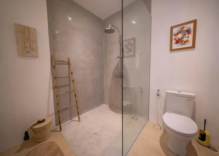 Jannati - 4br Pool Near Berawa