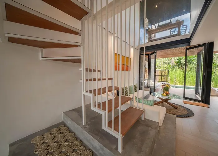 Jannati - 4br Pool Near Berawa * Canggu