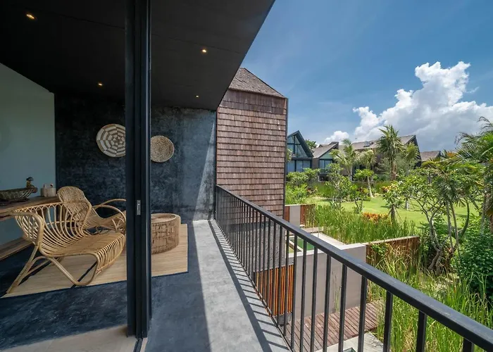 Jannati - 4br Pool Near Berawa * Canggu