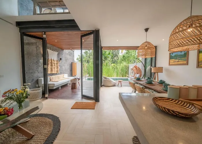Villa Jannati - 4br Pool Near Berawa Canggu